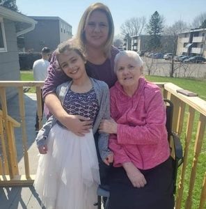 Meet your Posher, Louanne